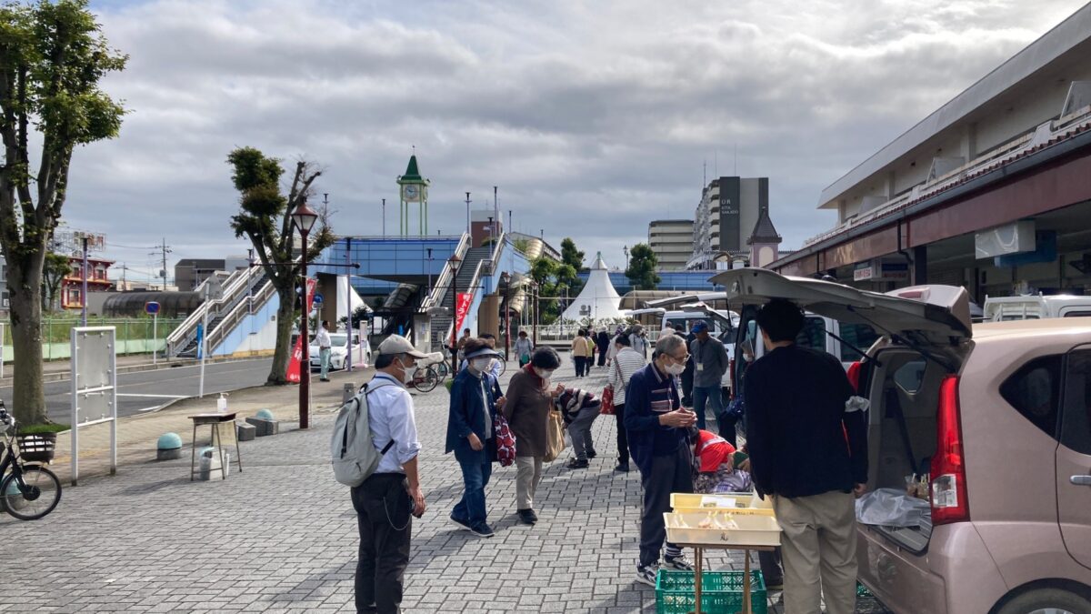 毎月第２、第4火曜日は北坂戸団地「軽トラ市」！（2024年10月22日）